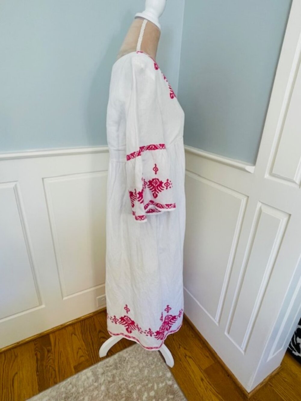 Tommy Bahama Embroidered Linen Bell Sleeve Midi Dress Cover Up Pockets Small - Picture 5 of 8